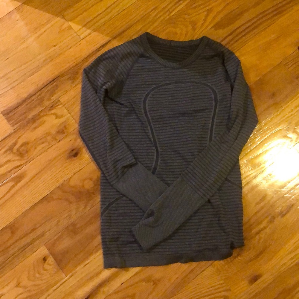 Lululemon pullover